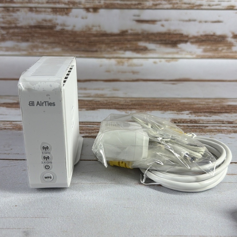 AT&T AirTies Air 4920 Smart Mesh WiFi Extender w/ Adapter Used